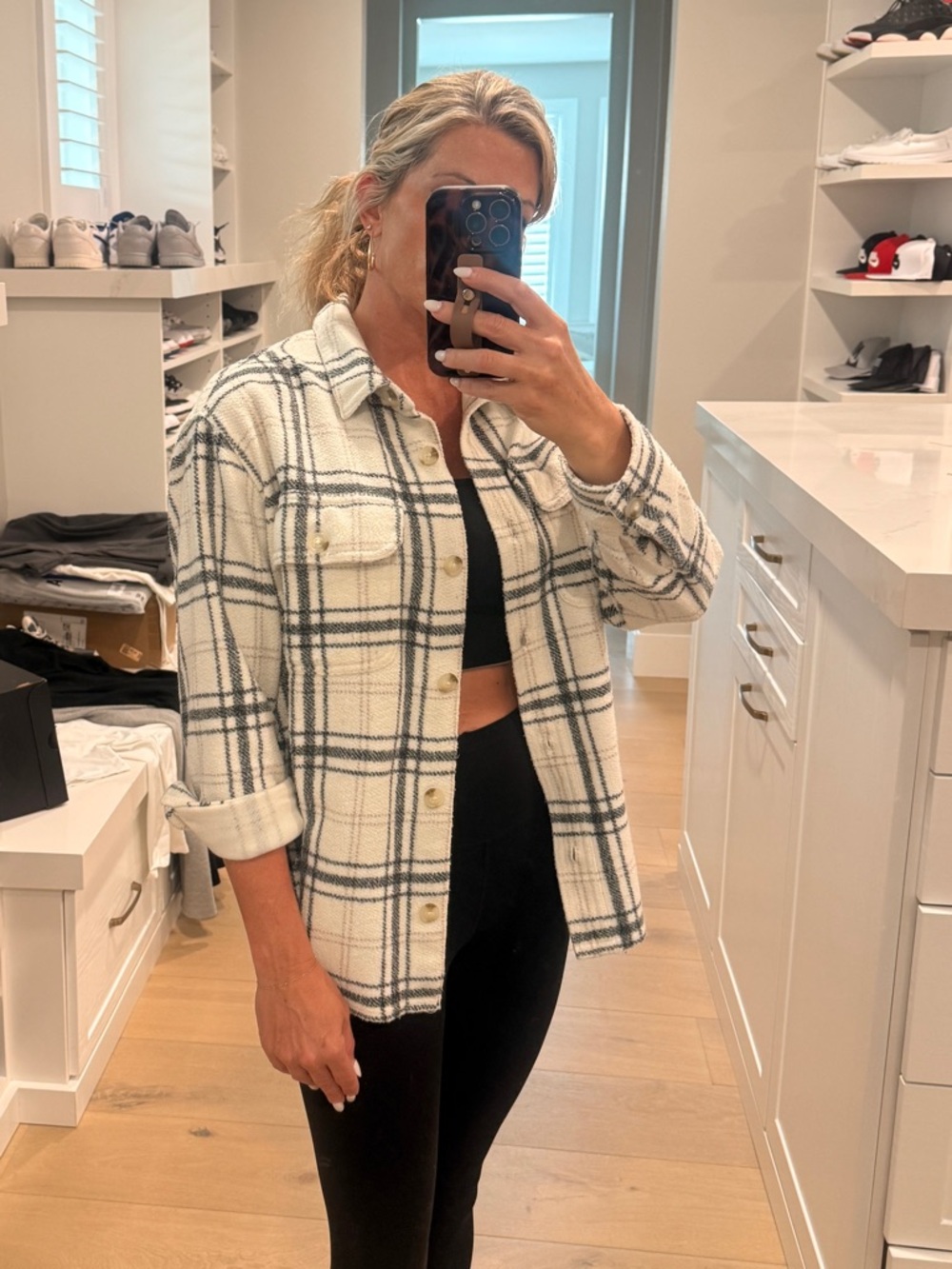 American Eagle Outfitters White Plaid Button-Down Shacket